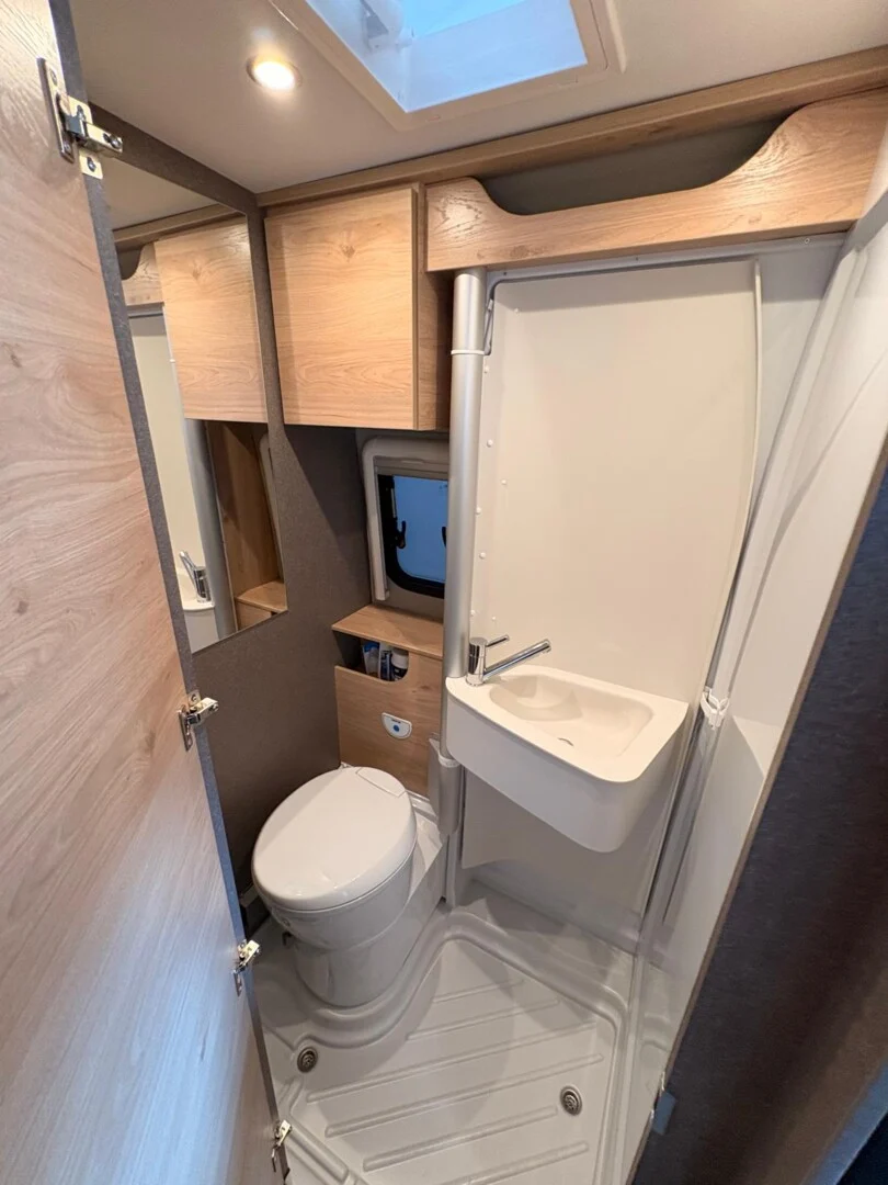 Citroen Dethleffs Globetrail 600 ks – Image 6